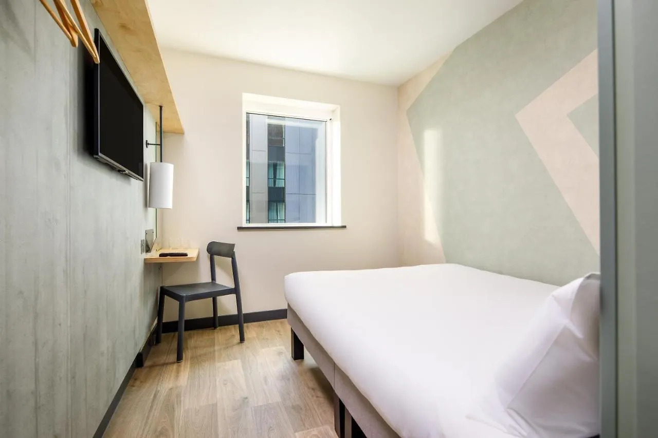 Ibis Budget Manchester Airport T2 Hale  Hale (Greater Manchester)